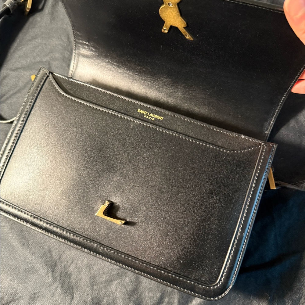 Yves Saint Laurent Medium Solferino Black Leather with Gold Hardware - Picture 4 of 9
